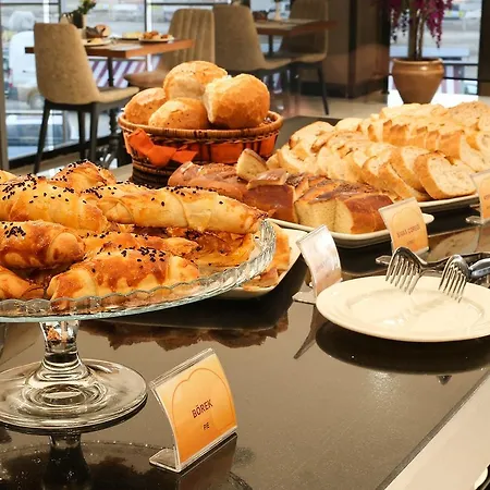 Hotel Grand Pasabey 3*