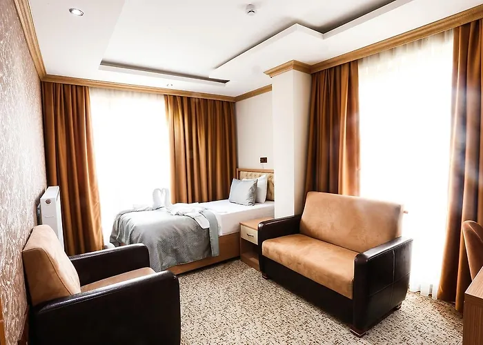 Hotel Grand Pasabey 3*